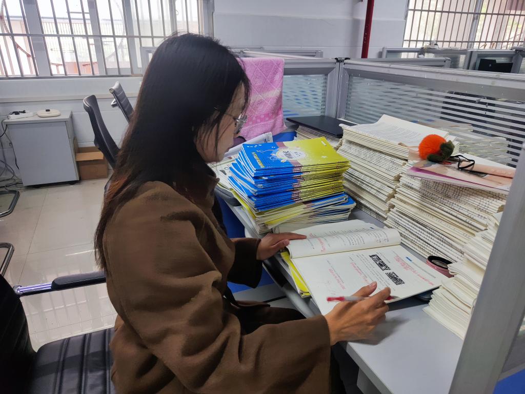 皇冠集团网站